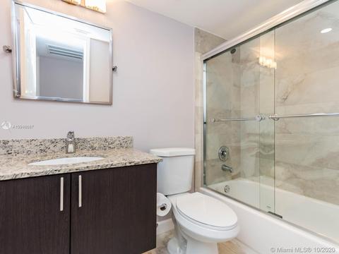 1301 E Golfview Dr, Pembroke Pines, FL 33026 photo 39