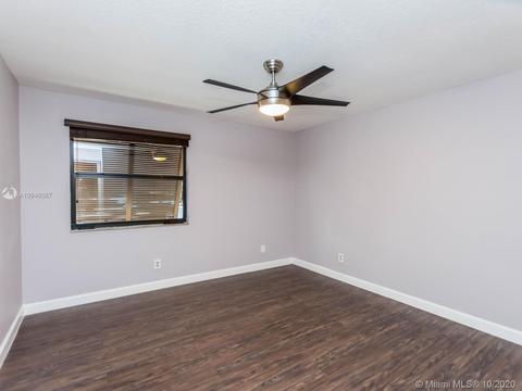 1301 E Golfview Dr, Pembroke Pines, FL 33026 photo 22