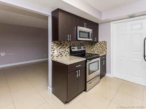 1301 E Golfview Dr, Pembroke Pines, FL 33026 photo 19