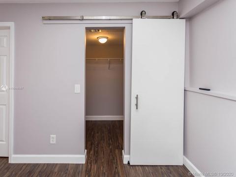 1301 E Golfview Dr, Pembroke Pines, FL 33026 photo 32