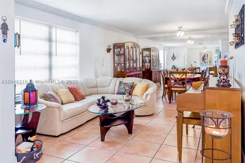9660 SW 17th St, Miami, FL 33165 photo 5