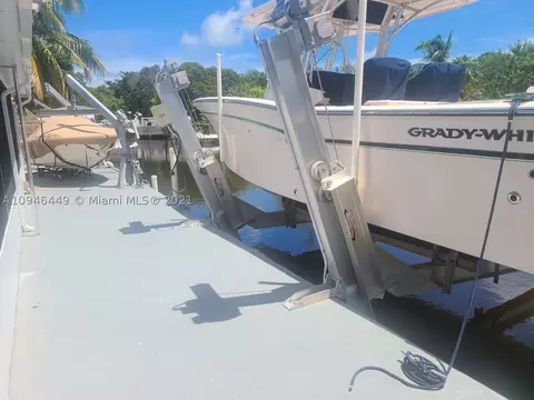354 Vaca Rd, Key Largo, FL 33037 photo 1