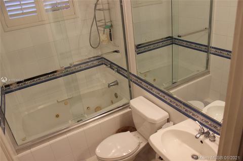 1252 Venetia Ave, Coral Gables, FL 33134 photo 6