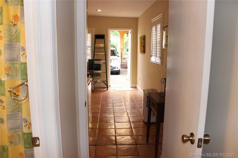 1252 Venetia Ave, Coral Gables, FL 33134 photo 42