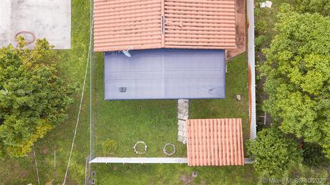 631 E 32nd St, Hialeah, FL 33013 photo 7