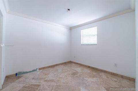 631 E 32nd St, Hialeah, FL 33013 photo 17