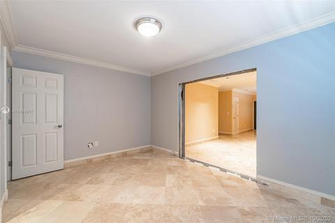 631 E 32nd St, Hialeah, FL 33013 photo 31