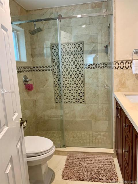 7108 W 29th Ave, Hialeah, FL 33018 photo 12