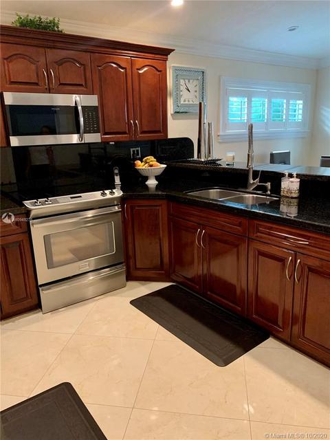 7108 W 29th Ave, Hialeah, FL 33018 photo 4