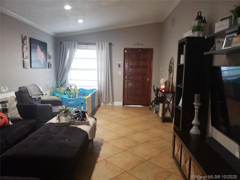 2748 W 74th St, Hialeah, FL 33016 photo 12