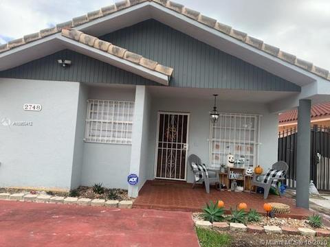 2748 W 74th St, Hialeah, FL 33016 photo 1