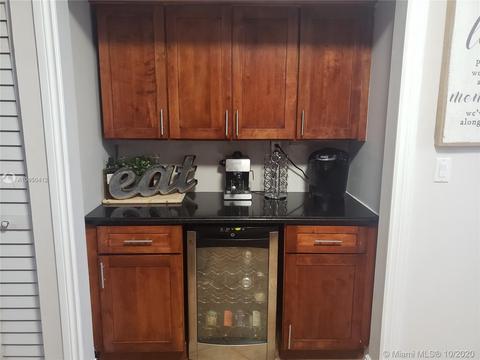 2748 W 74th St, Hialeah, FL 33016 photo 18