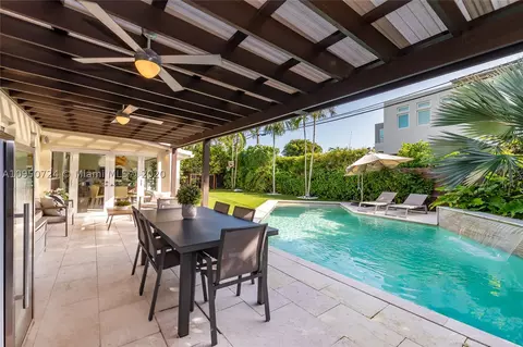 375 Hampton Ln, Key Biscayne, FL 33149 photo 17