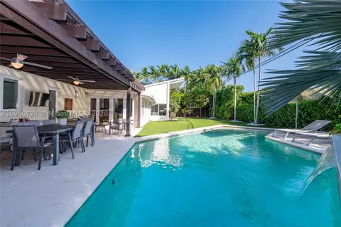 375 Hampton Ln, Key Biscayne, FL 33149 photo 21