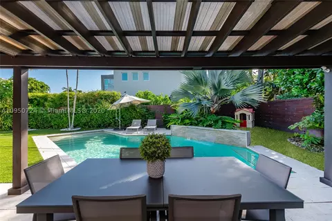 375 Hampton Ln, Key Biscayne, FL 33149 photo 19