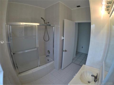 9554 Byron Ave, Surfside, FL 33154 photo 20