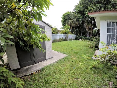 9554 Byron Ave, Surfside, FL 33154 photo 30