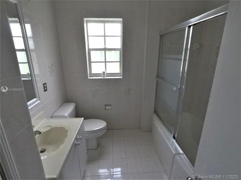 9554 Byron Ave, Surfside, FL 33154 photo 21