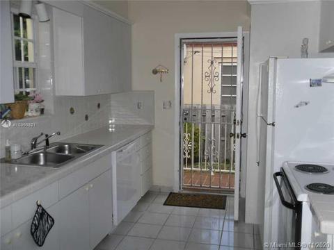 9554 Byron Ave, Surfside, FL 33154 photo 13