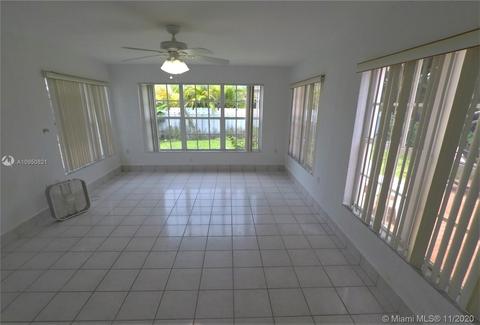 9554 Byron Ave, Surfside, FL 33154 photo 9
