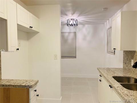 715 E 38th St, Hialeah, FL 33013 photo 8