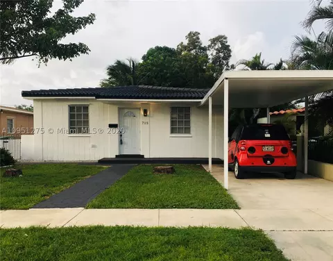 715 E 38th St, Hialeah, FL 33013 photo 1