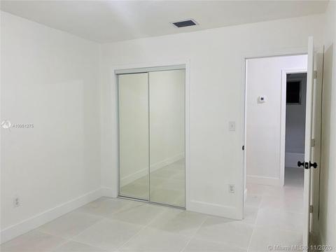 715 E 38th St, Hialeah, FL 33013 photo 15