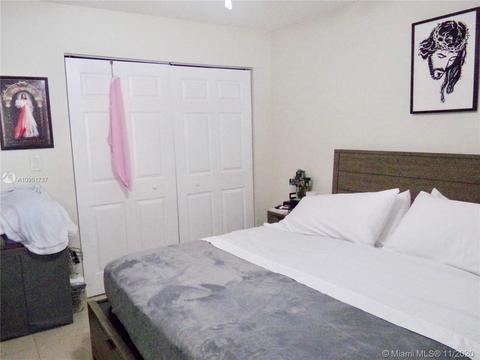 7345 Pine Valley Dr, Hialeah, FL 33015 photo 20