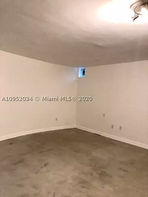 3520 E Fairview St, Miami, FL 33133 photo 26