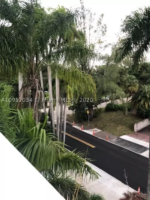 3520 E Fairview St, Miami, FL 33133 photo 56