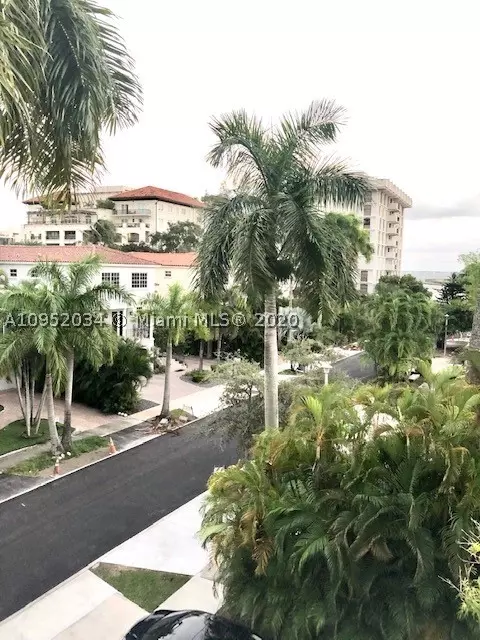 3520 E Fairview St, Miami, FL 33133 photo 54
