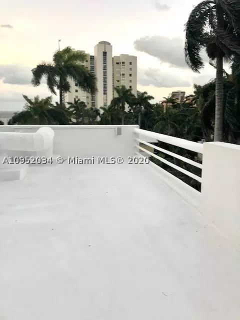3520 E Fairview St, Miami, FL 33133 photo 53