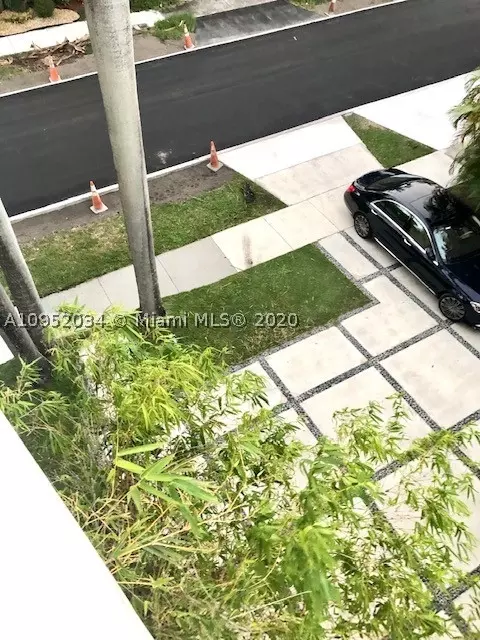 3520 E Fairview St, Miami, FL 33133 photo 59