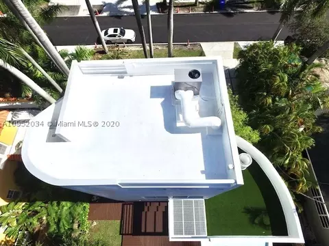 3520 E Fairview St, Miami, FL 33133 photo 9