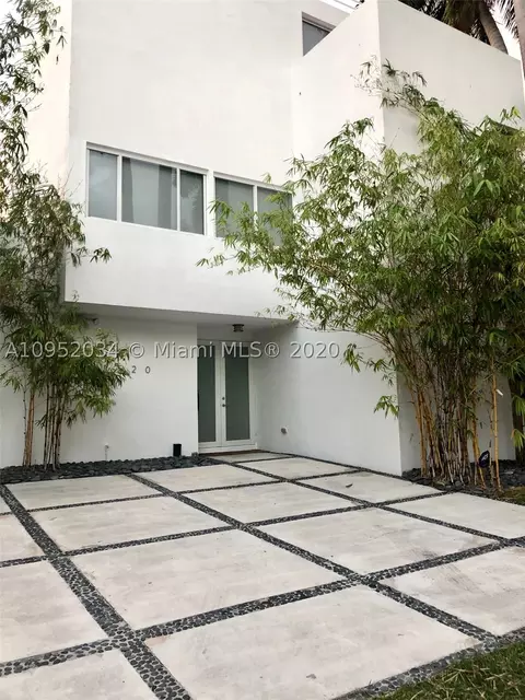 3520 E Fairview St, Miami, FL 33133 photo 10