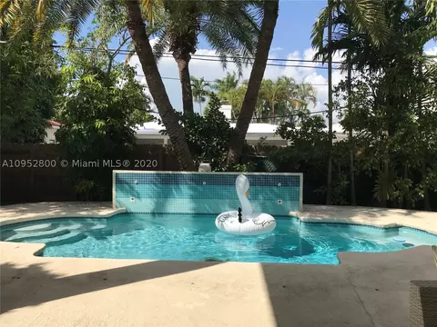660 Warren Ln, Key Biscayne, FL 33149 photo 11