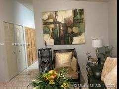 2529 W 70th Pl, Hialeah, FL 33016 photo 5