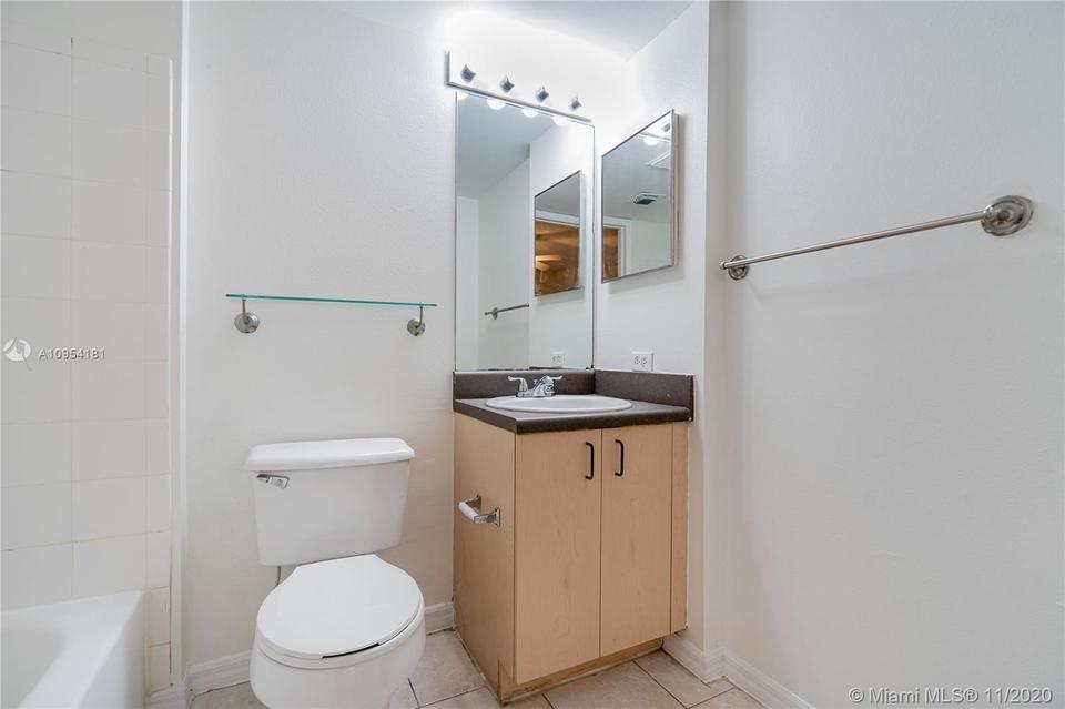  2427 Centergate Dr #204, Miramar, FL 33025 photo 18