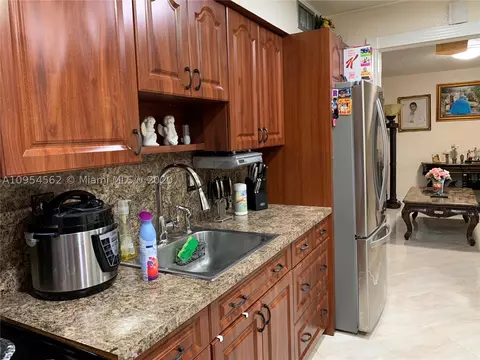 55 E 11th St #27, Hialeah, FL 33010 photo 13
