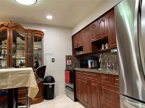 55 E 11th St #27, Hialeah, FL 33010 photo 11