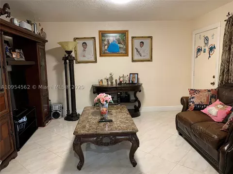 55 E 11th St #27, Hialeah, FL 33010 photo 5