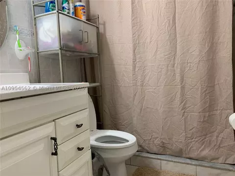 55 E 11th St #27, Hialeah, FL 33010 photo 23