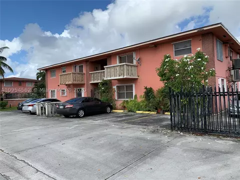 55 E 11th St #27, Hialeah, FL 33010 photo 2