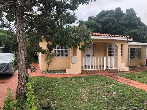 258 E 11th St, Hialeah, FL 33010 photo 2
