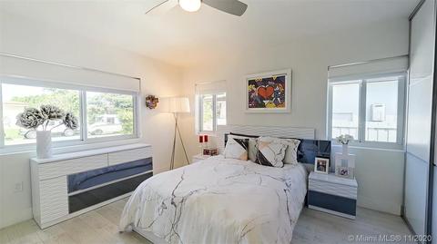 908 Surfside Blvd, Surfside, FL 33154 photo 18