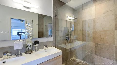 908 Surfside Blvd, Surfside, FL 33154 photo 22