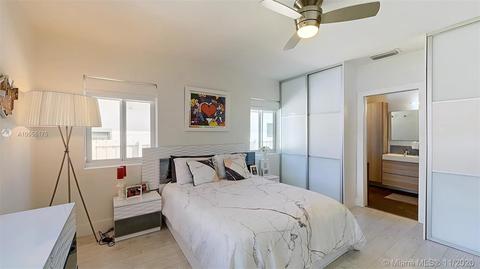 908 Surfside Blvd, Surfside, FL 33154 photo 20
