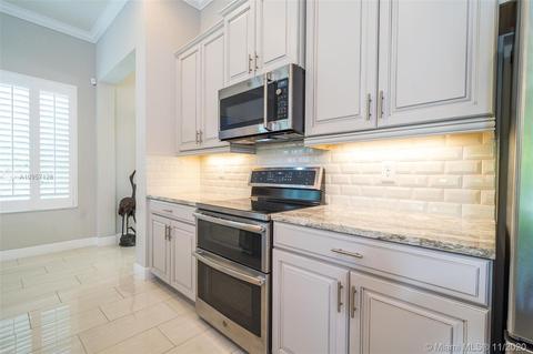 4622 SW Millbrook Ln, Stuart, FL 34997 photo 5