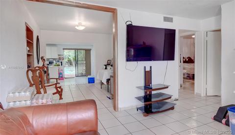 661 E 60th St, Hialeah, FL 33013 photo 4