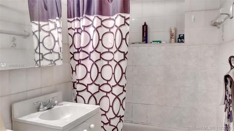661 E 60th St, Hialeah, FL 33013 photo 7